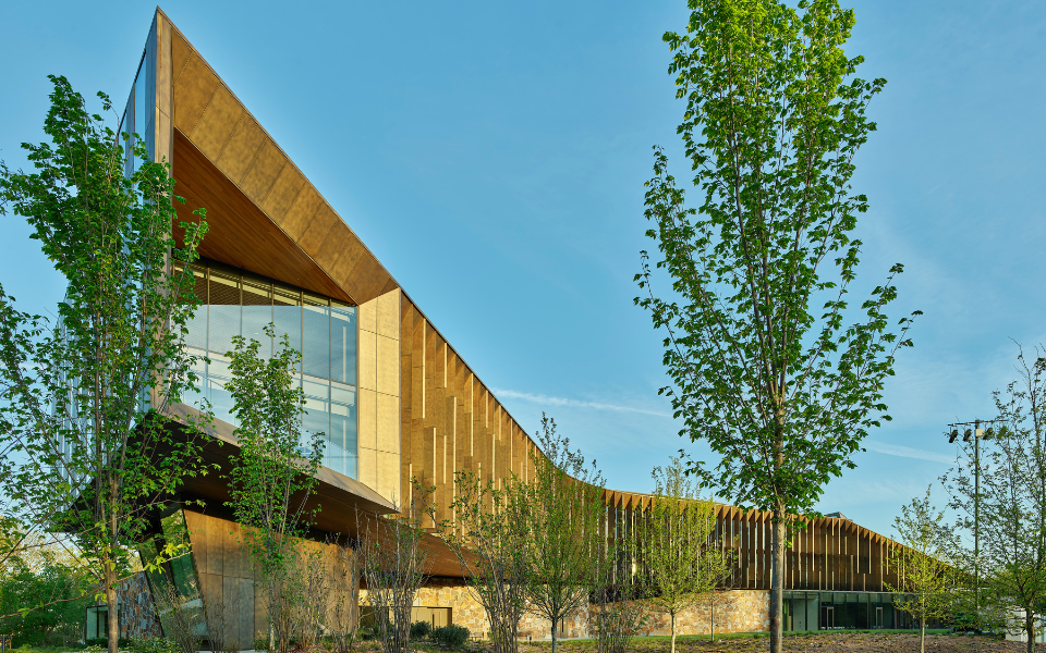 Exterior image of the Heartland Whole Health Institute building